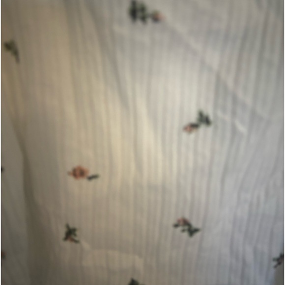 Levi’s cami tank in large - Picture 5 of 5